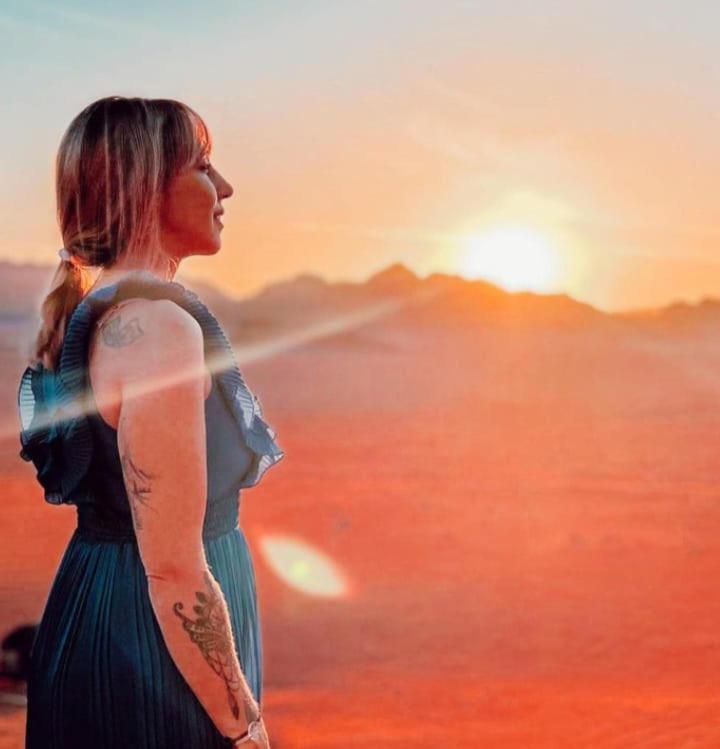 Moon City With Jeep Trips Wadi Rum Exteriör bild