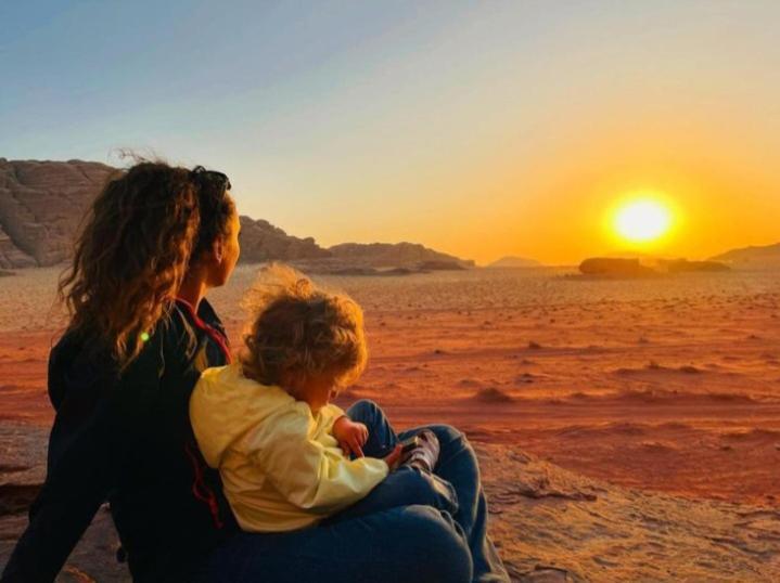 Moon City With Jeep Trips Wadi Rum Rum bild
