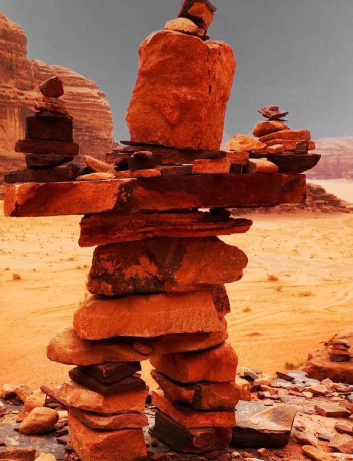 Moon City With Jeep Trips Wadi Rum Exteriör bild