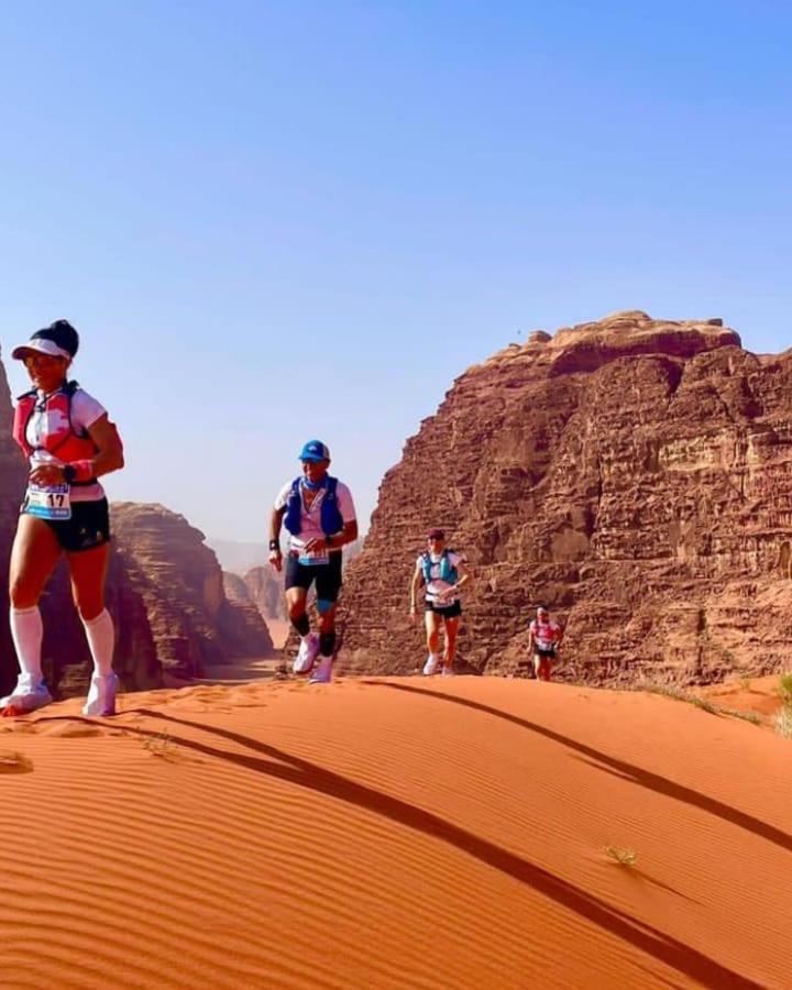Moon City With Jeep Trips Wadi Rum Exteriör bild