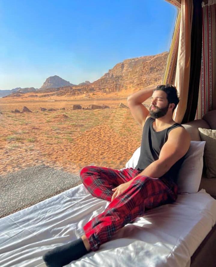 Moon City With Jeep Trips Wadi Rum Exteriör bild